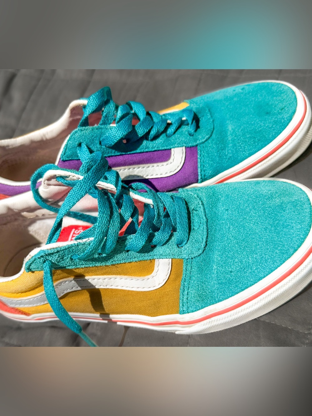 Vans Ward Colorblock Off the Wall Old Skool Sneaker 3 Boy Girl Skater Shoe Missy - Picture 3 of 6